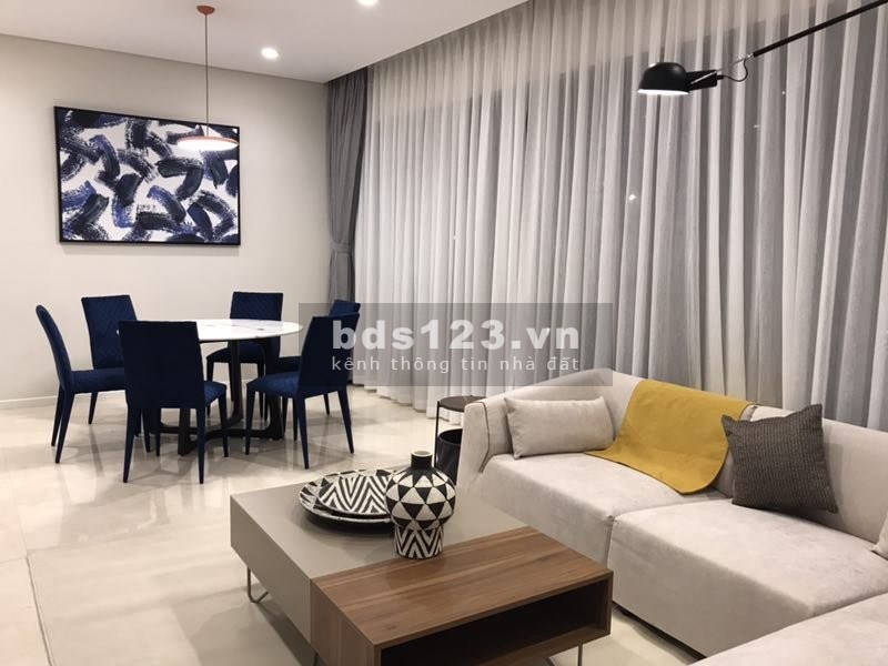 Căn hộ 3pn có Sân Vườn siêu to. Thích hợp cho gia đình có đông thành viên. LH em Tâm: 0902.0506. 43