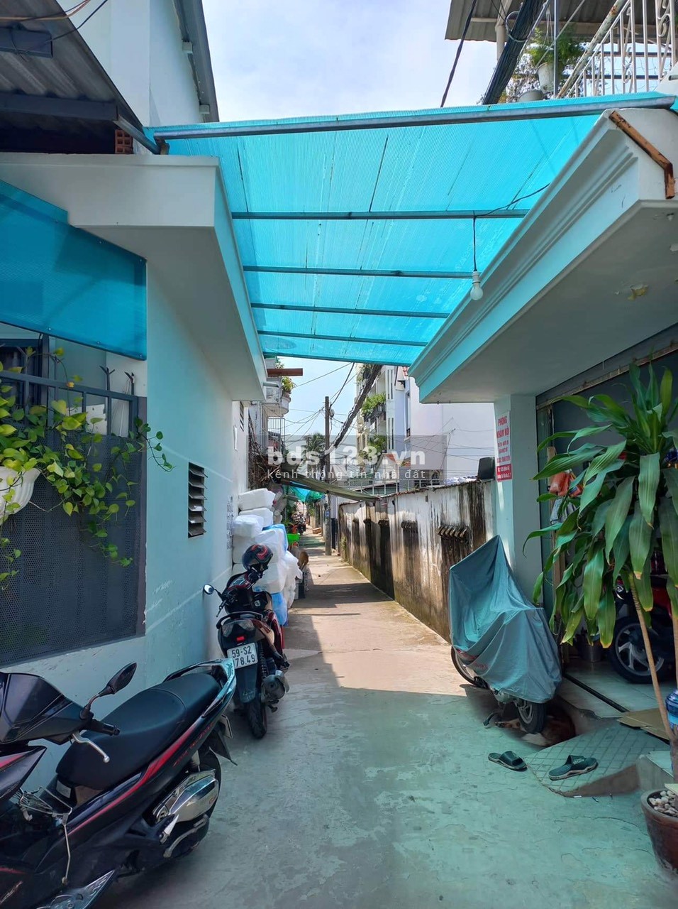 Bán nhà Quận 7 hẻm rộng diện tích sử dụng 60m2 vừa ở vừa cho thuê giá rẻ