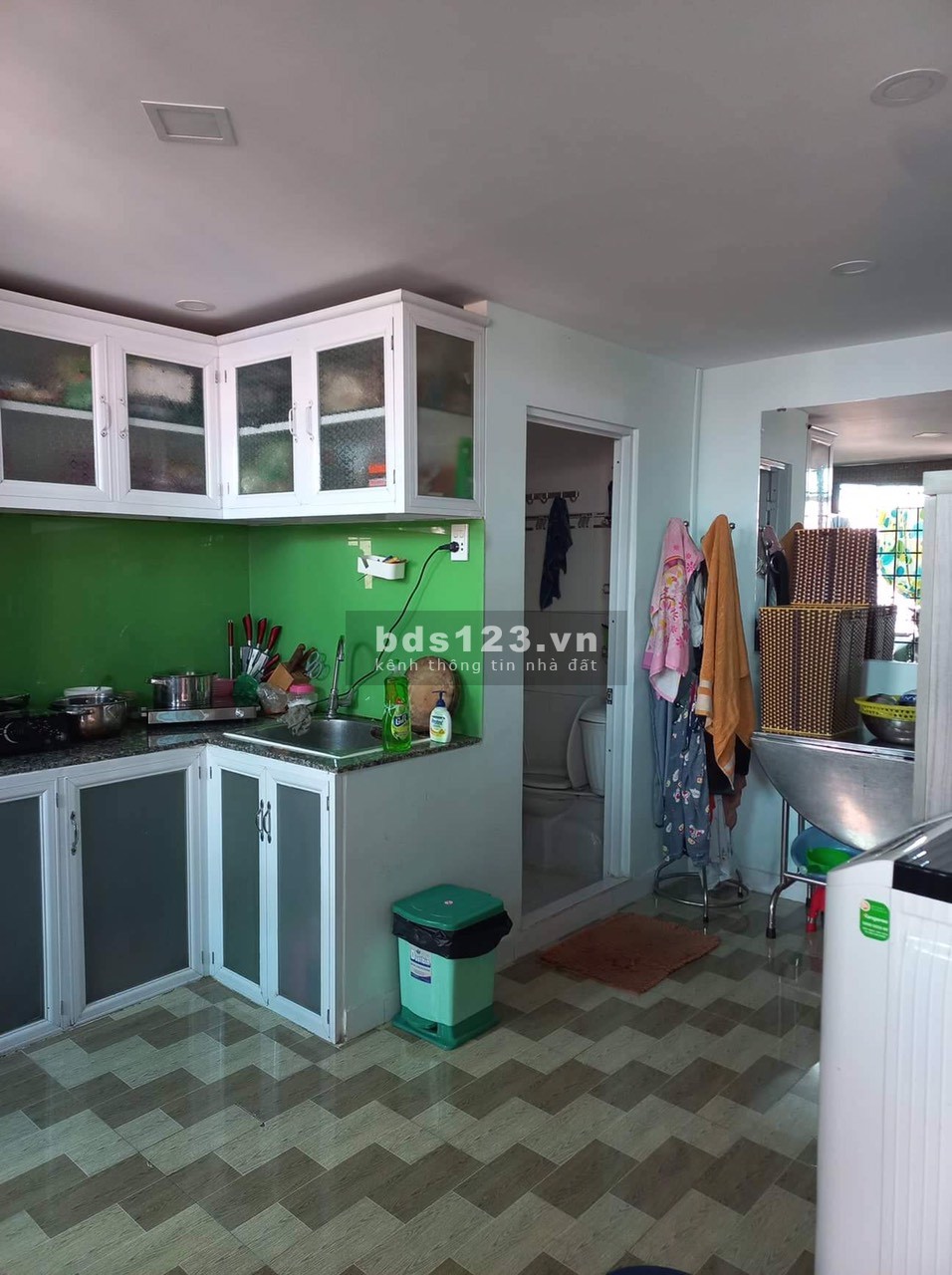 Bán nhà Quận 7 hẻm rộng diện tích sử dụng 60m2 vừa ở vừa cho thuê giá rẻ