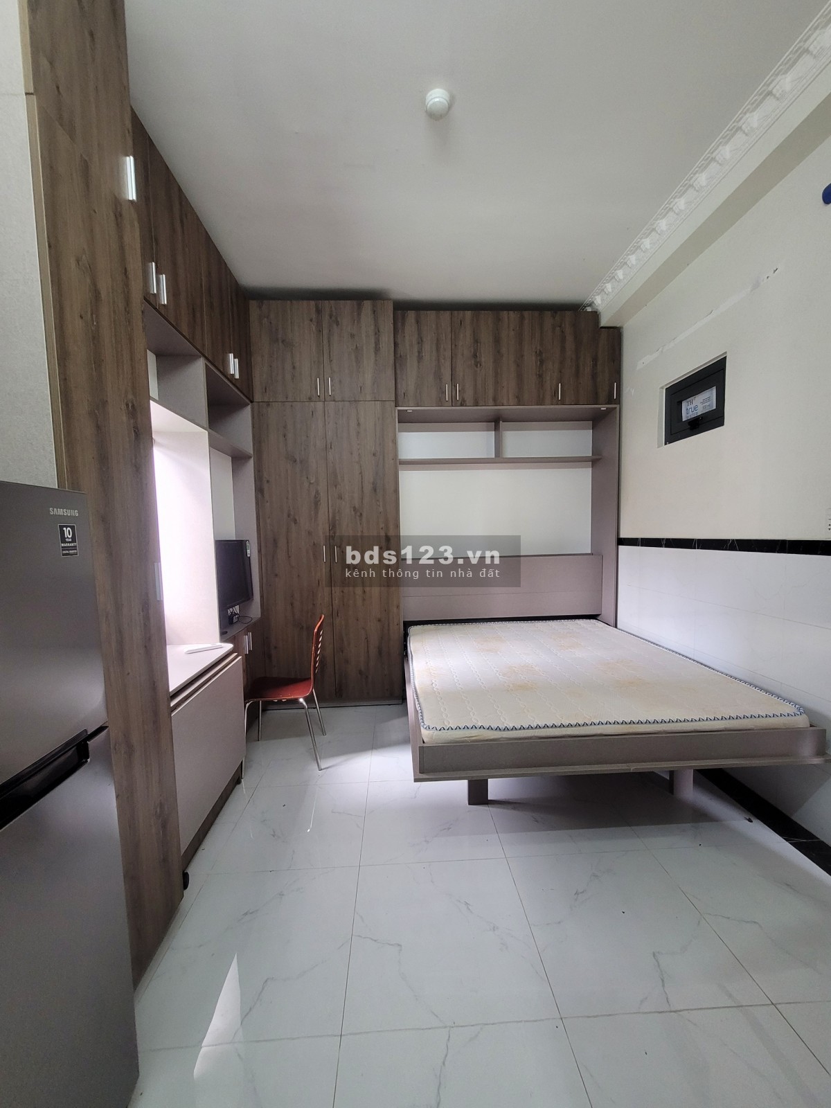 Căn hộ dịch vụ 1PN Ban Công full nội thất ngay Trường Chinh liên hệ 0389903025