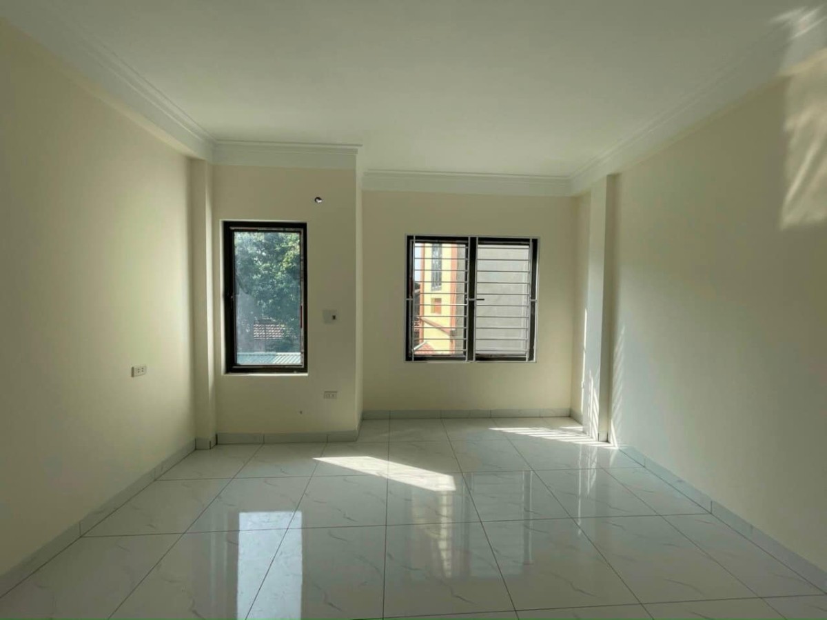 Bán nhà mới Tả Thanh Oai 4 tầng x 32m2 x 4 ngủ nhỉnh 2 tỷ, mặt ngõ, oto vào, kd được, cực đẹp