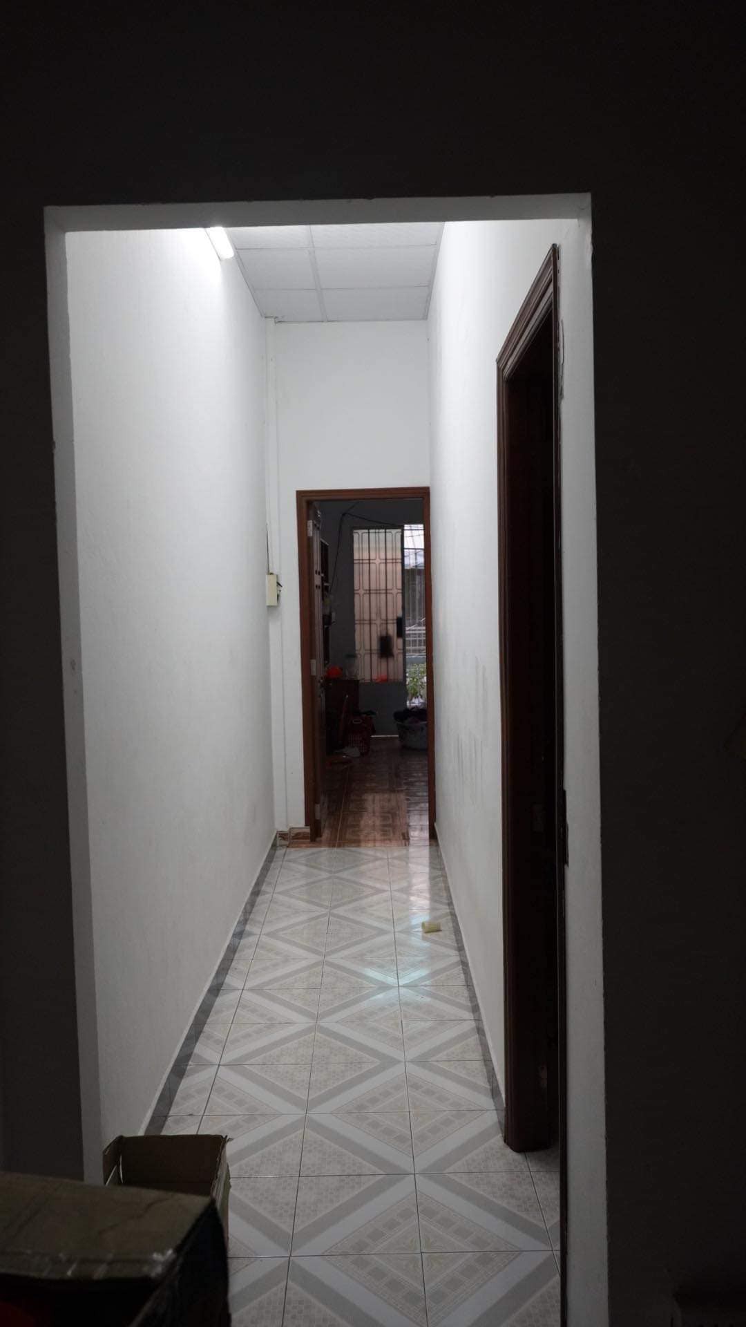 Gia chủ đi Úc định cư, cần bán nhà chính chủ 70m2 xe hơi tránh nhau tại Trường Chinh, P13, Quận Tân
