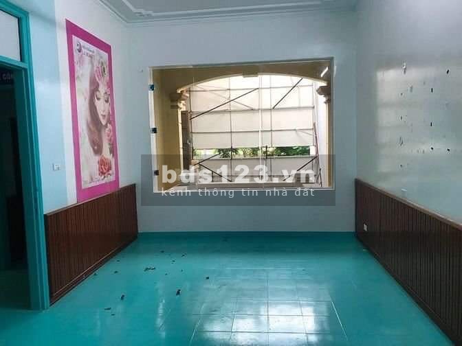 Cần cho thuê gấp nhà 3 tầng mặt Nguyễn Đình Hoàn, Cầu Giấy chỉ 40 triệu/tháng