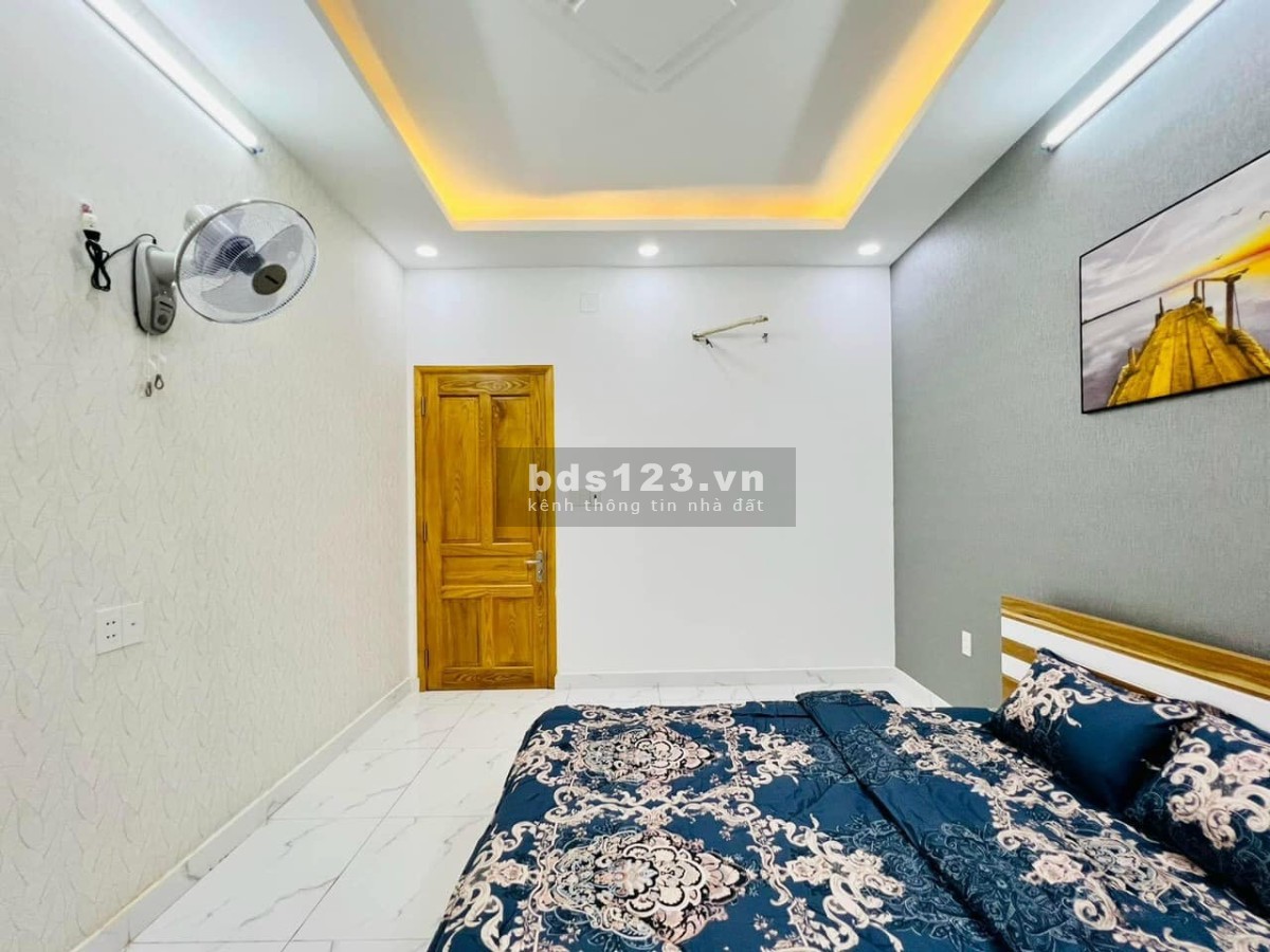 Bán nhà một xẹt Âu Cơ ô tô vào nhà đúc 1 trệt 3 Lầu giá bán 6.5 tỷ