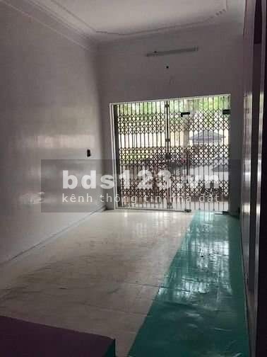 Cần cho thuê gấp nhà 3 tầng mặt Nguyễn Đình Hoàn, Cầu Giấy chỉ 40 triệu/tháng
