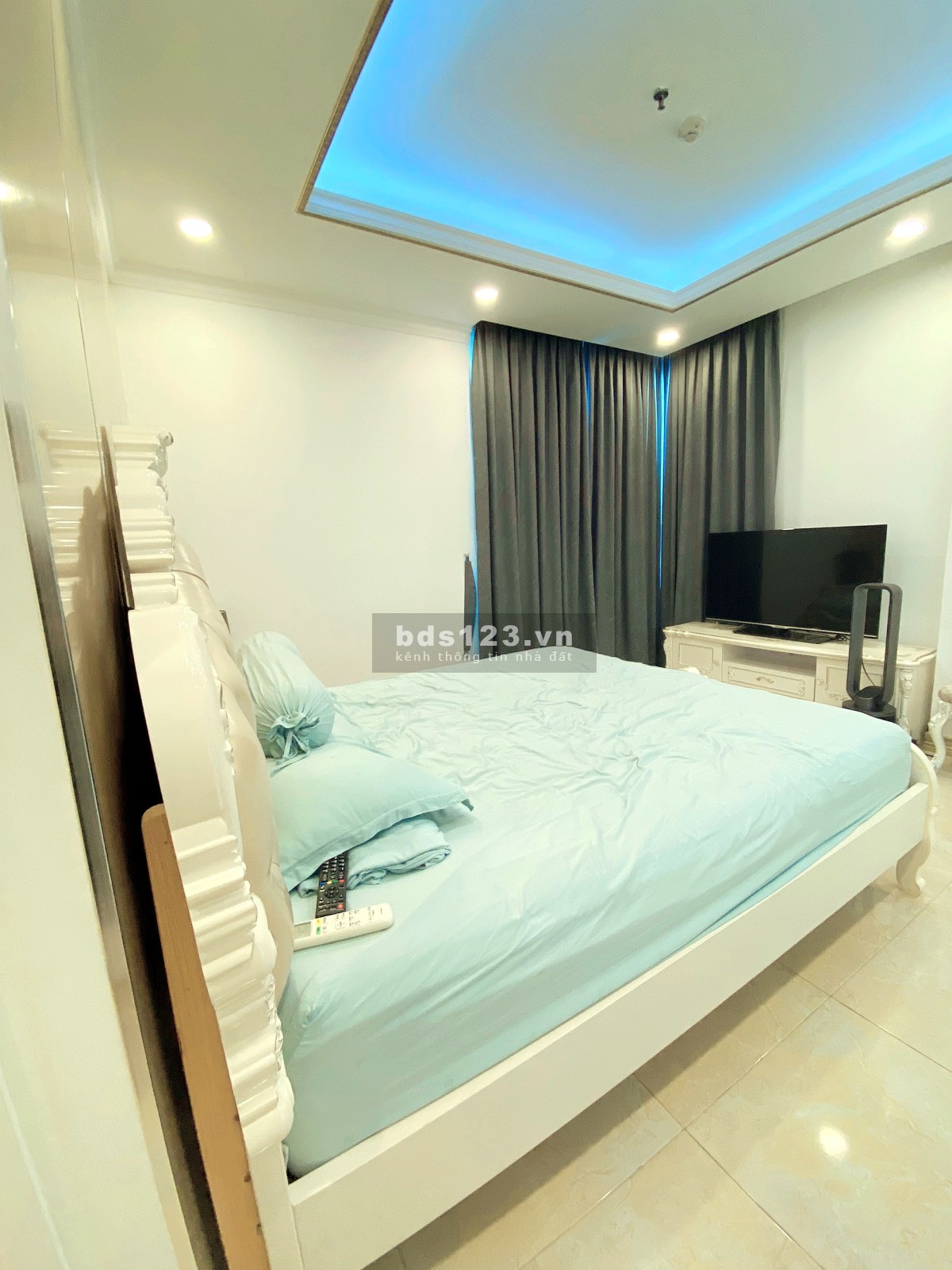 Cho thuê căn hộ The Prince Residence 94m2, căn góc 2PN, 2WC, full NT 25tr/th (giá thật) 0941797916