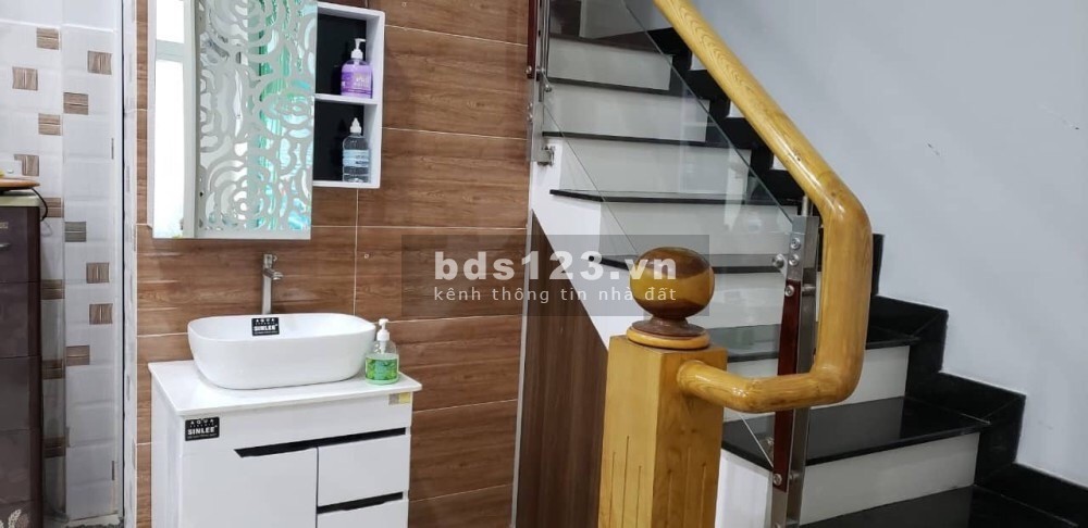 Nhà mặt tiền Hà Huy Giáp, Thạnh Xuân, Quận 12 diện tích 60m2, giá bán 6,3 tỷ