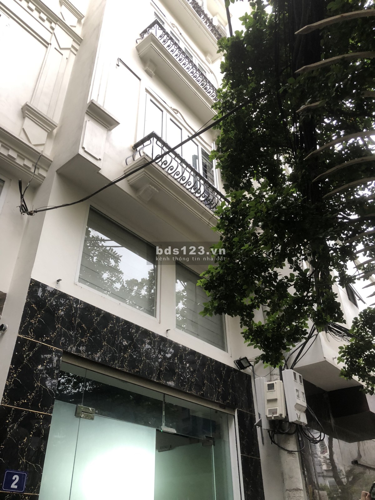 TRUNG TÂM QUẬN THANH XUÂN. CẠNH ROYAL. BÁN NHÀ 35M. 6 TẦNG. HƠN 3 TỶ