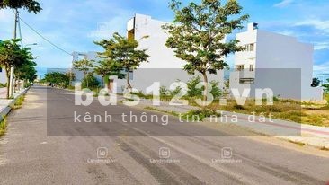 Bán đất nền Nam Hoà Xuân Hoà Quý Đà Nẵng B2.106 View công viên, dt 125m2, giá chỉ 32,8 tr/m2