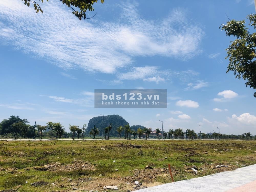 Bán đất nền Nam Hoà Xuân Hoà Quý Đà Nẵng B2.106 View công viên, dt 125m2, giá chỉ 32,8 tr/m2