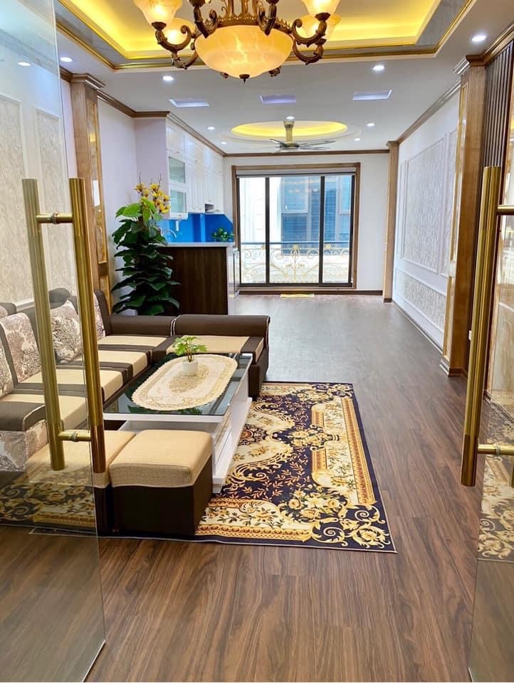Bán nhà đẹp thang máy, ô tô tránh, có gara ô tô đường Hoàng Văn Thái dt 47m2, 6 tầng, giá 11.3 tỷ