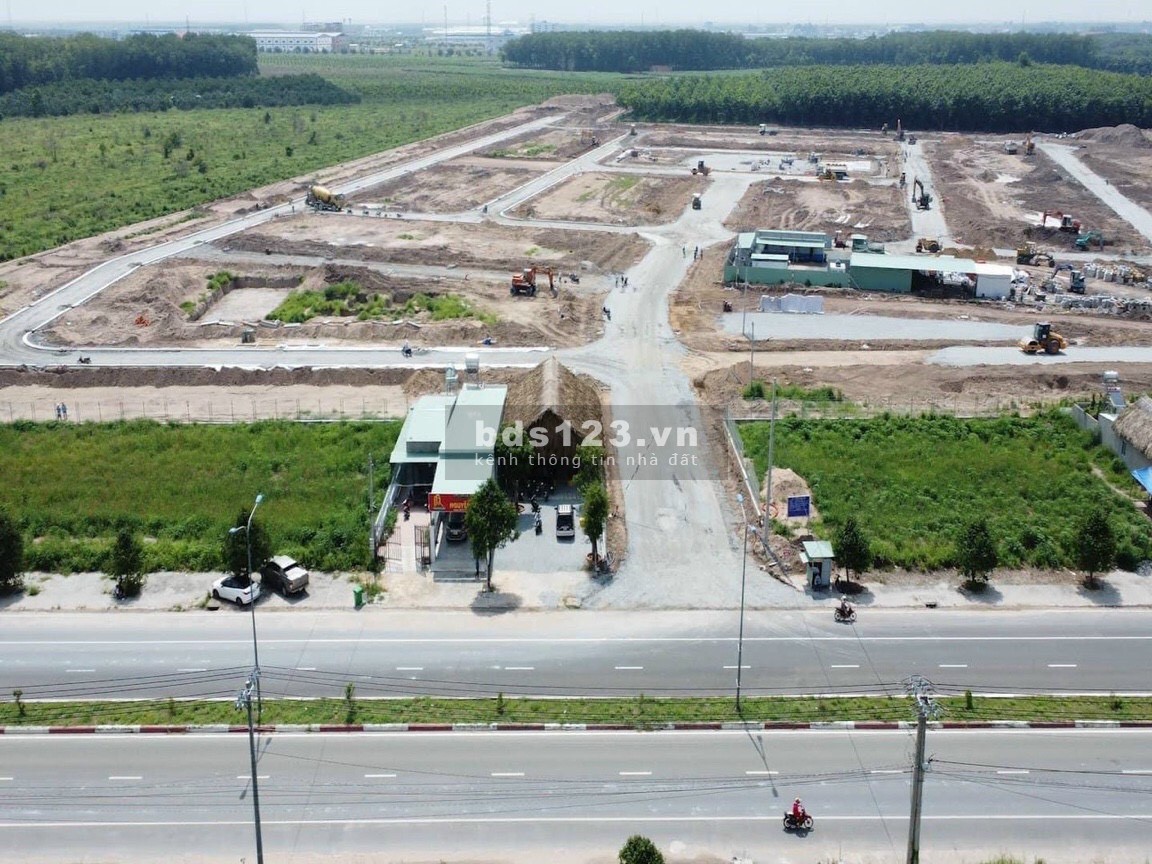 Cần bán lô đất sổ chính chủ 100m2 huyện Chơn Thành tỉnh Bình Phước