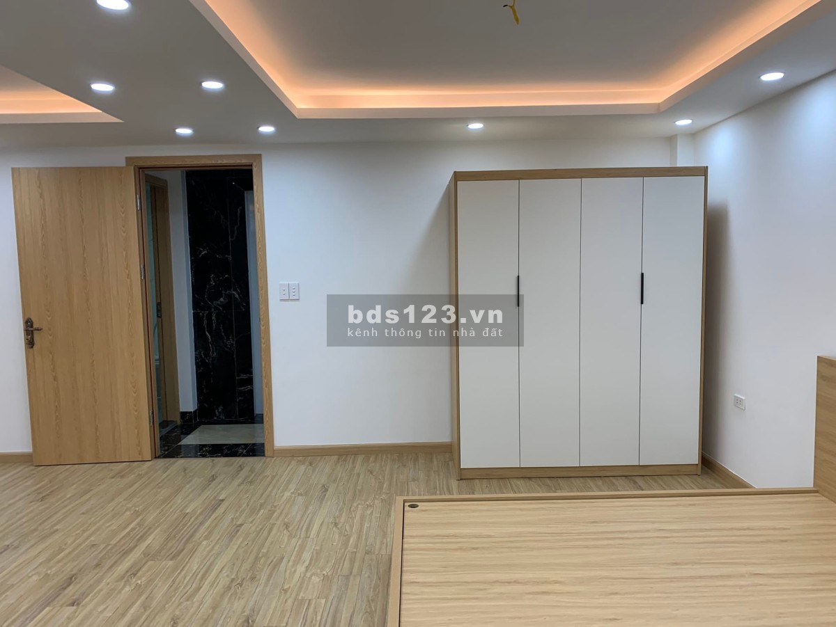 Bán nhà chung cư mini 6 tầng thang máy 12 phòng cho thuê 70 triệu/tháng tại CHÙA LÁNG chỉ 9,3 tỷ