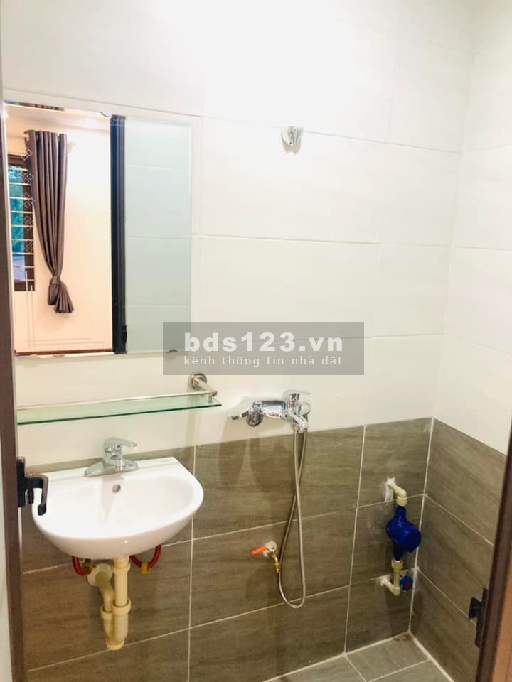 Tòa nhà chung cư mini 68m2, 12 phòng cho thuê full dòng tiền 60 triệu tại đường Láng chỉ 8.7 tỷ