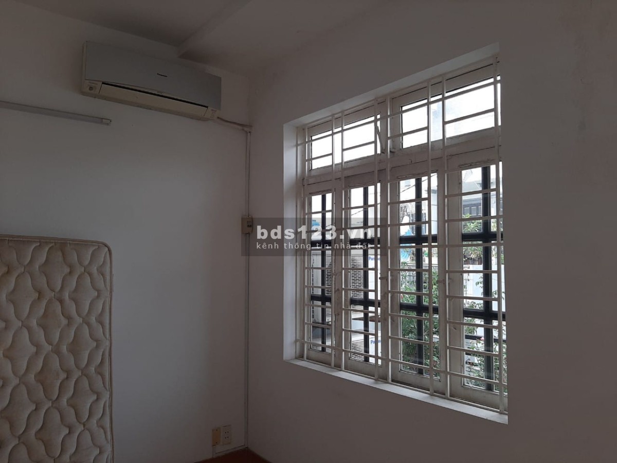 Chủ cần vốn làm ăn bấn gấp căn nhà rẻ giá 3,5 tỷ đồng còn thương lượng, khu dân cư