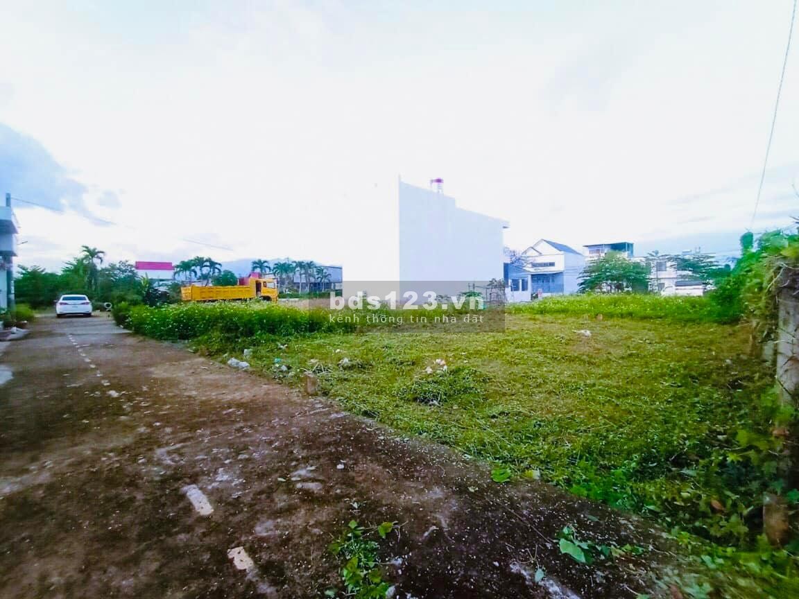 Nợ ngân hàng cần bán gấp đất full thổ cư đường Huỳnh Thúc Kháng, giá tốt