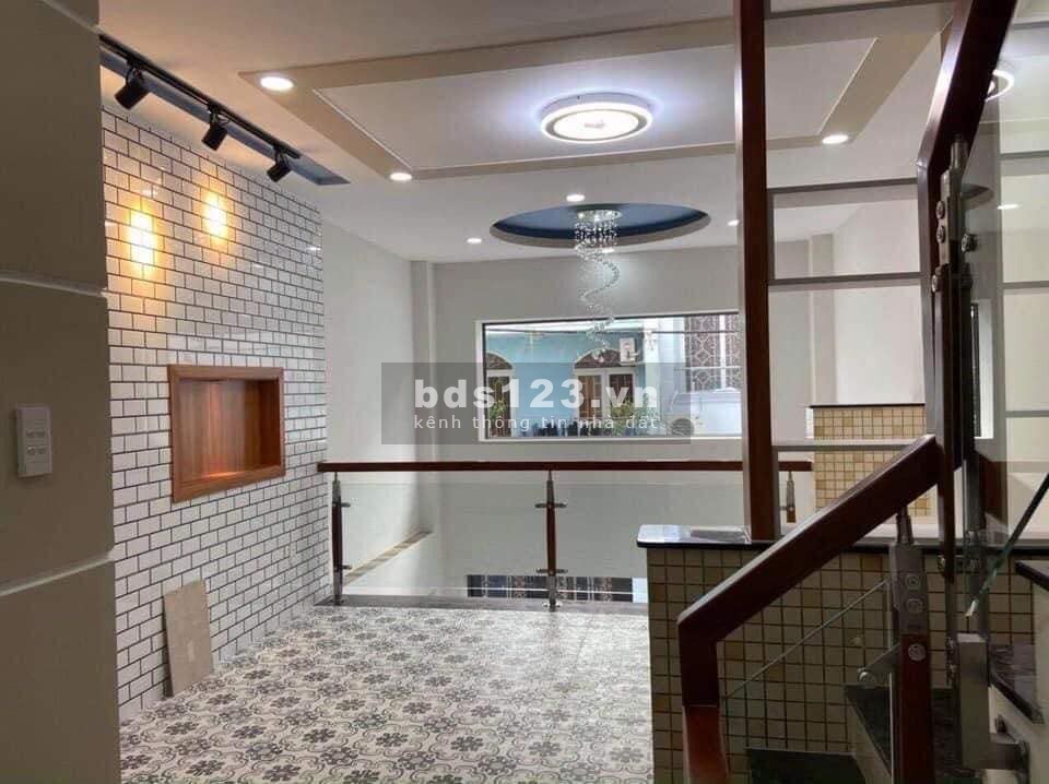 Nhà nguyên căn Tân Sơn Nhì, diện tích 54m2, 4 tầng đúc, nội thất cao cấp, giá chỉ 7.x tỷ