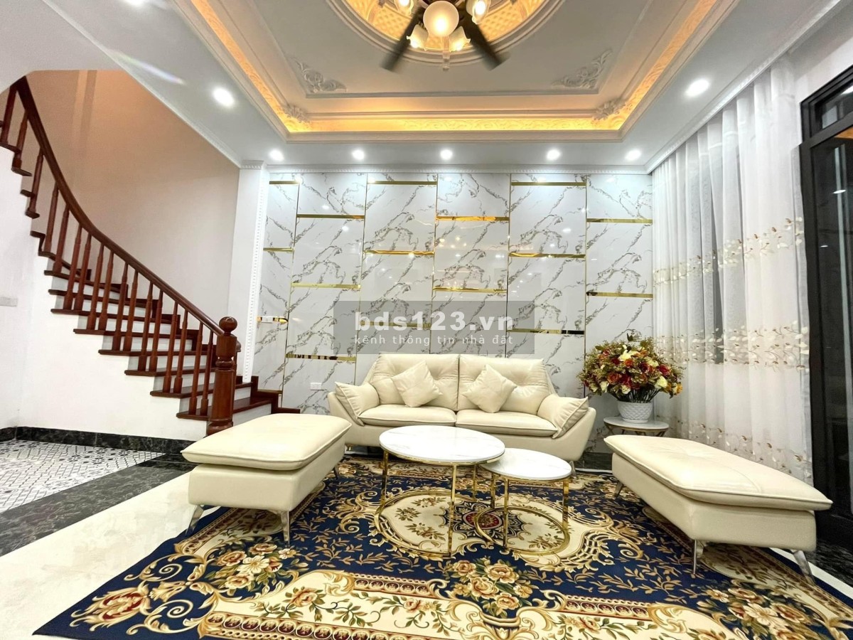Siêu phẩm nhà đẹp ngay đường Hoàng Mai diện tích 31m² x 5 tầng giá chỉ 3,x tỷ đồng