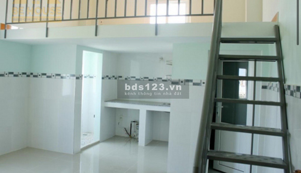 Chính Chủ cần bán nhà gấp nhà diện tích rộng sổ sẵn vuông vức, lh 0702477430