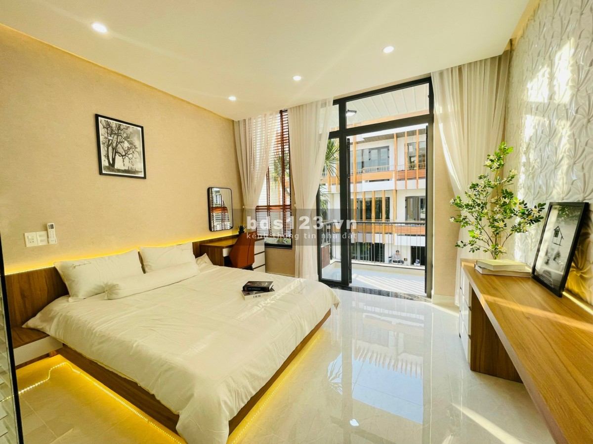 Bán nhà phố liền kề Phường 12, Quận Gò Vấp, Hồ Chí Minh khu dân cư đông đúc