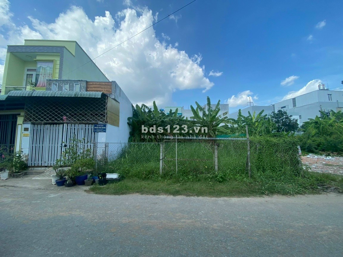 Bán 02 nền thổ cư liền kề - trục chính hẻm 170 Hoàng Quốc Việt, khu sầm uất