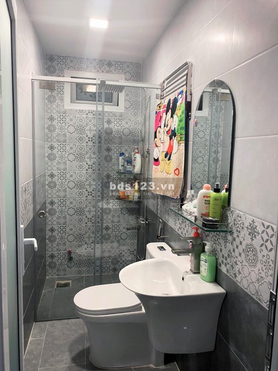 Bán nhà mới Lý Thái Tổ hẻm xe hơi vào ở ngay, tặng toàn bộ nội thất, giá 6.5 tỷ