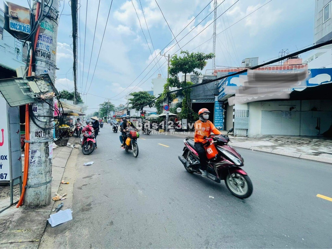 Bán nhà mặt tiền Thoại Ngọc Hầu, Tân Phú,191.1m2,góc 2 mặt tiền,giá siêu rẻ 25tỷ - 0902568276