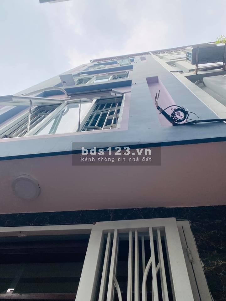 Đẹp như mới ngõ nông bán nhá Nhân Hoà diện tích 35m2, 6 tầng, giá nhỉnh 3 tỷ
