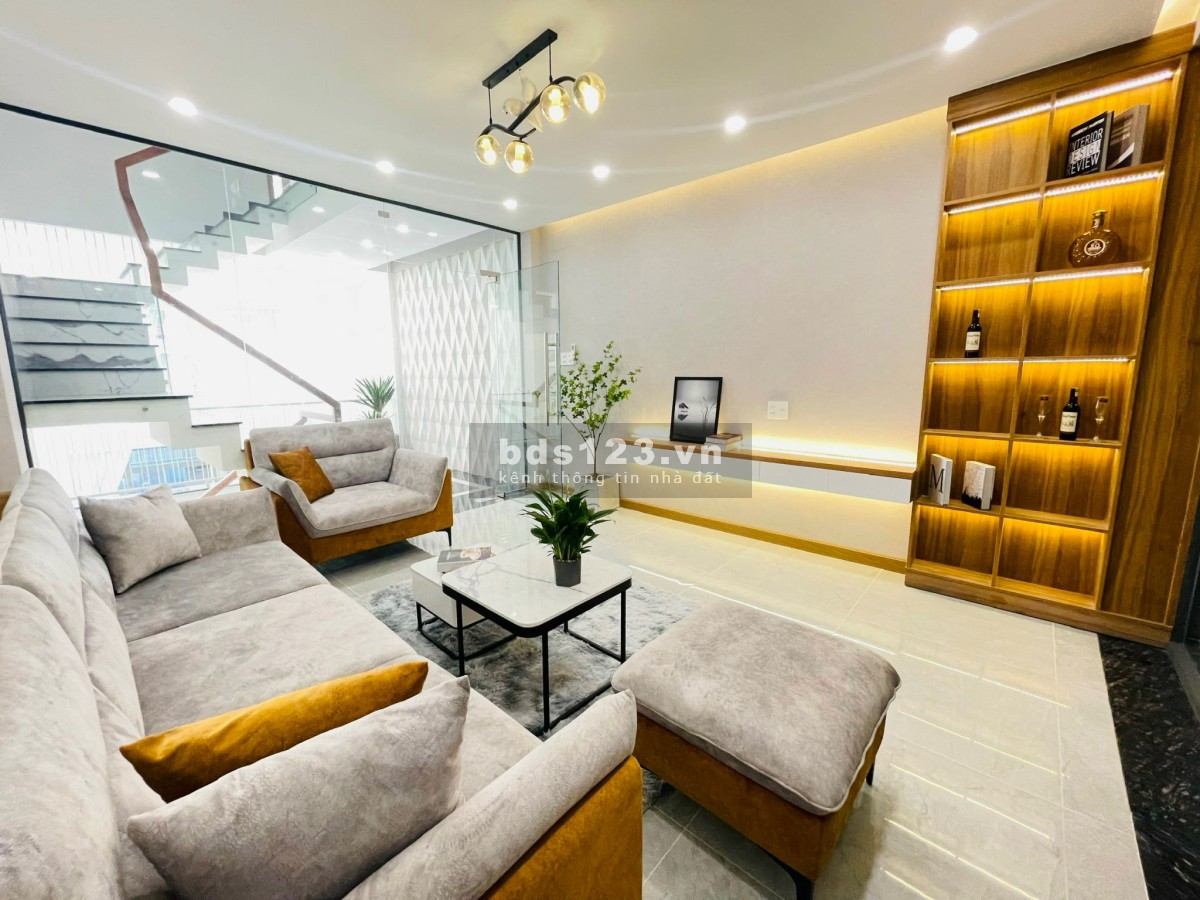 Bán nhà phố liền kề Phường 12, Quận Gò Vấp, Hồ Chí Minh khu dân cư đông đúc