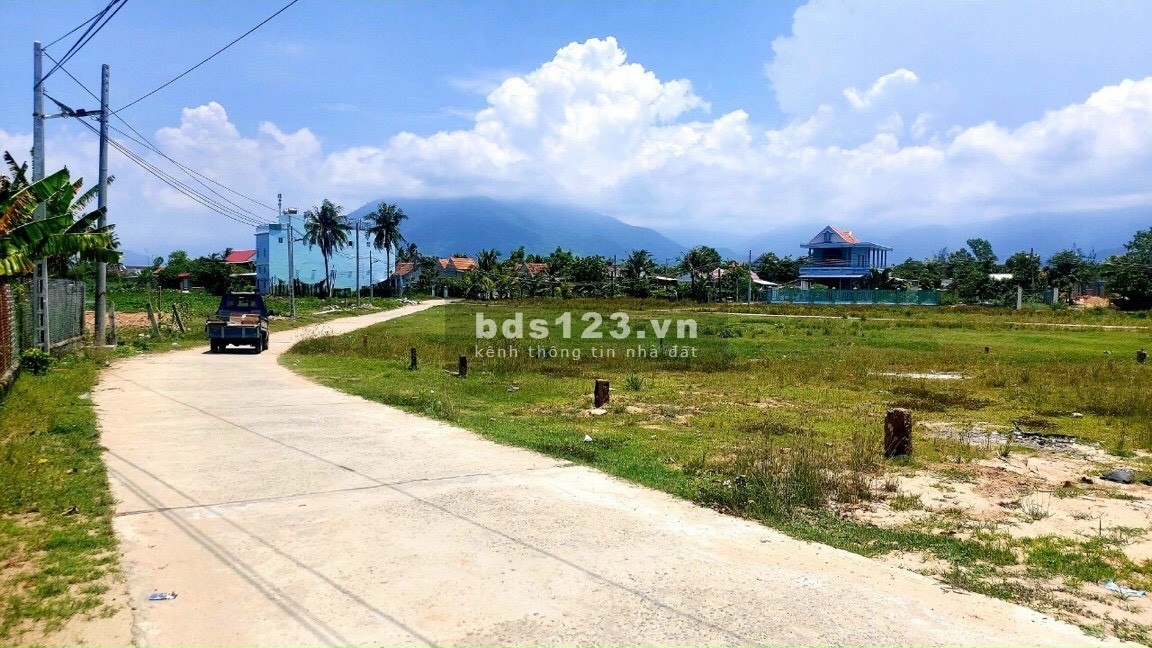 Đất nền khu kinh tế Bắc Vân Phong đang gây sốt, sổ đỏ bàn giao liên tay