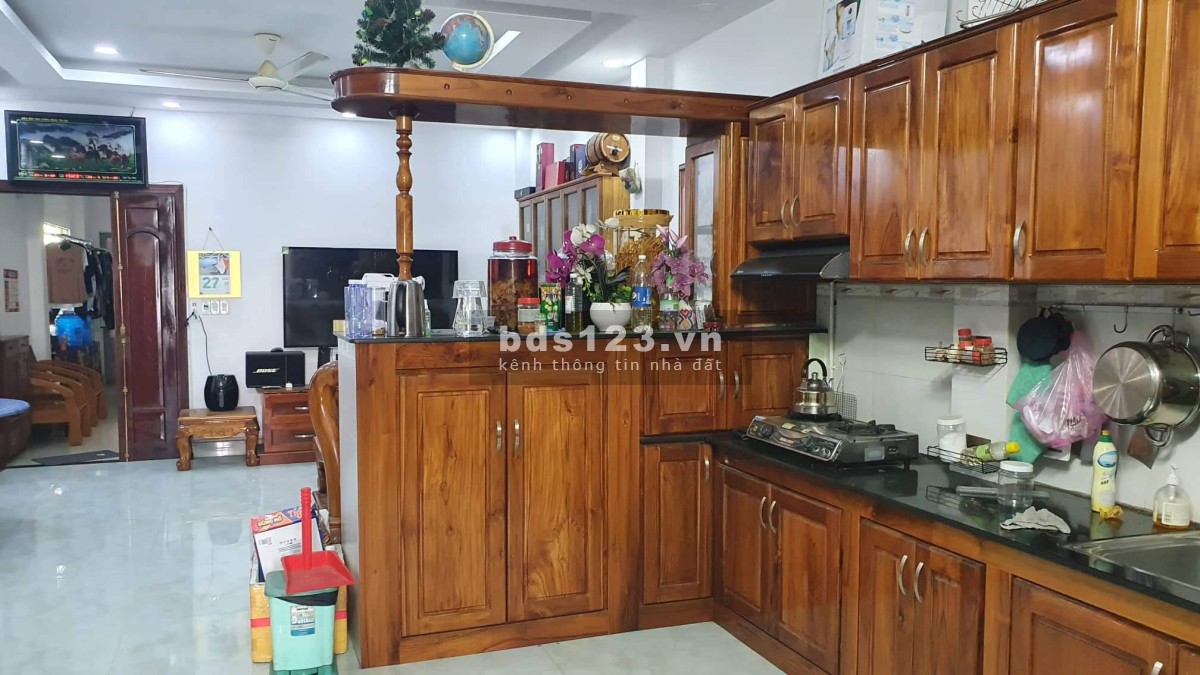 Bán căn hộ dịch vụ đa năng, doanh thu đến 70 triệu/tháng, giá bán 12.5 tỷ.