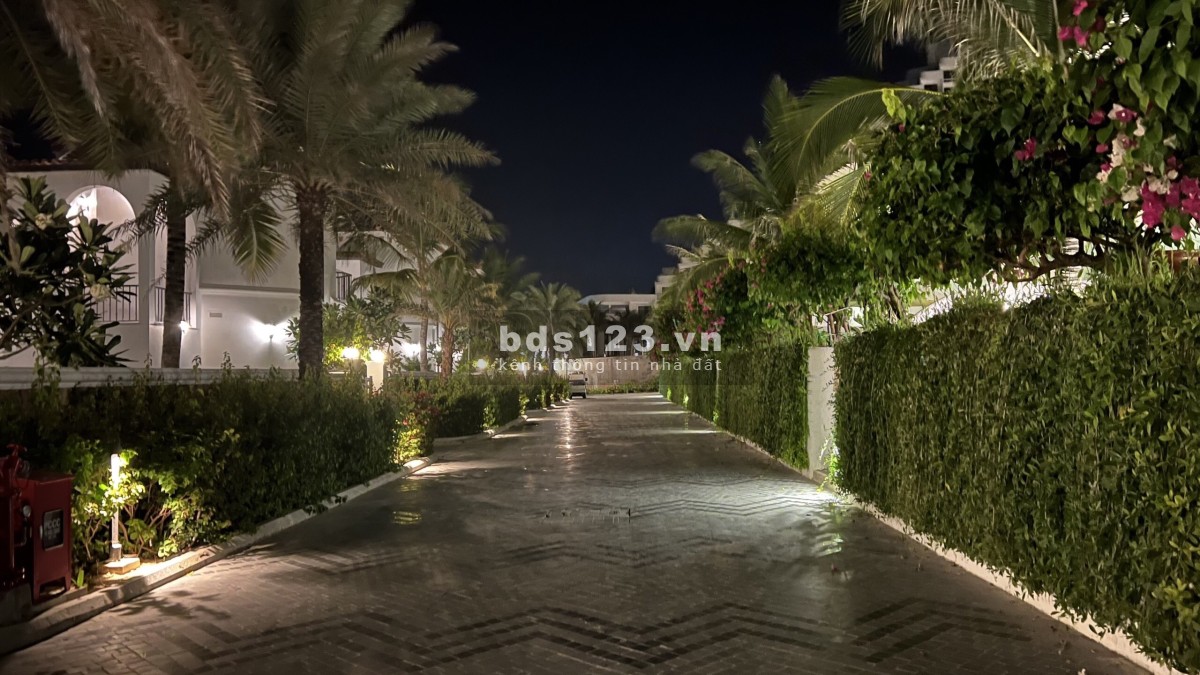 Bán căn siêu biệt thự 843m2 Cam Ranh Bay, Khánh Hòa, CK 15%, tặng 2 tỷ nội thất, du thuyền 3 tỷ