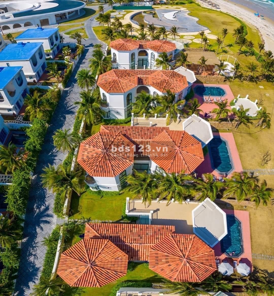 Bán căn siêu biệt thự 843m2 Cam Ranh Bay, Khánh Hòa, CK 15%, tặng 2 tỷ nội thất, du thuyền 3 tỷ