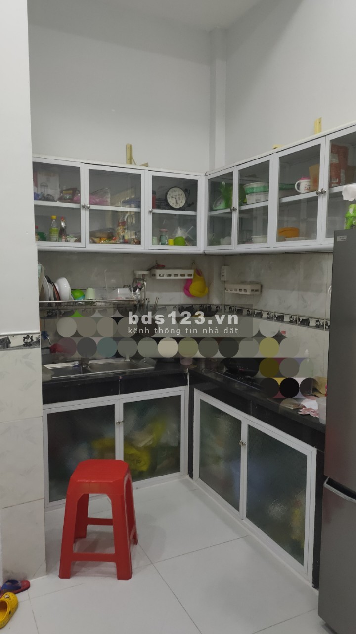 Cho thuê nhà nguyên căn có nội thất ngay bốn xã khu sầm uất, liên hệ 0368006228