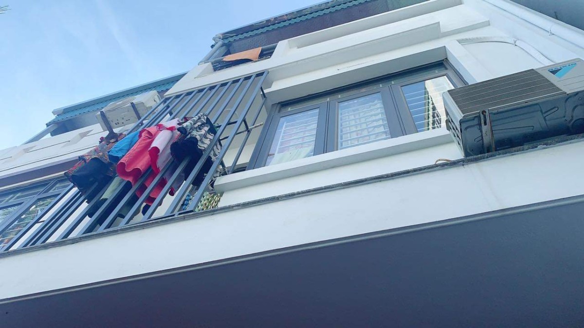 Siêu phẩm nhà hiếm Ngọc Thụy sân rộng ô tô đỗ cổng diện tích sủ dụng 40m²