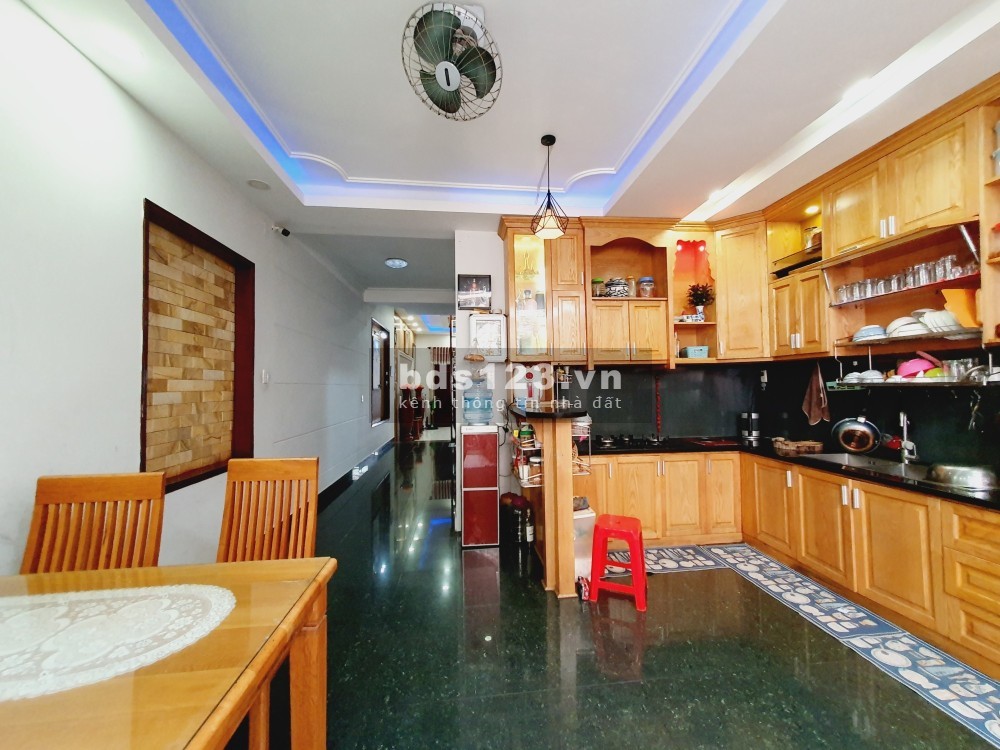 Cần bán gấp nhà đường số 7, linh trung,biệt thự, nhà đẹp giá yêu thương.