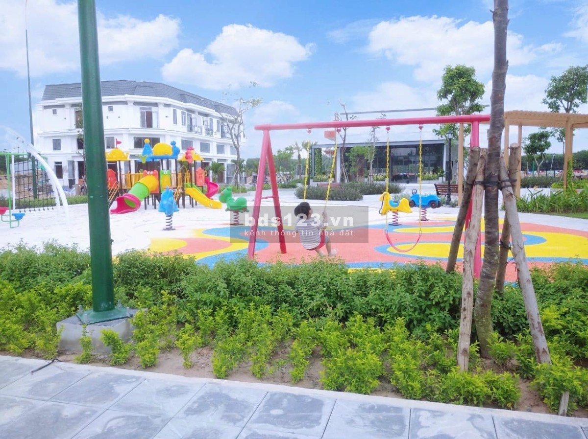 Tôi kẹt tiền cần bán lô đất ở Richhom2, sổ hồng riêng từng lô, thổ cư 100%