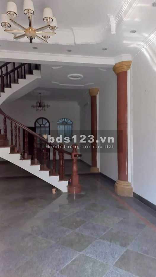 Mặt Tiền Ngô Quyền, diện tích sử dụng 100m2, 4 tầng, giá 21 tỷ TL, Hiệp Phú, Quận 9
