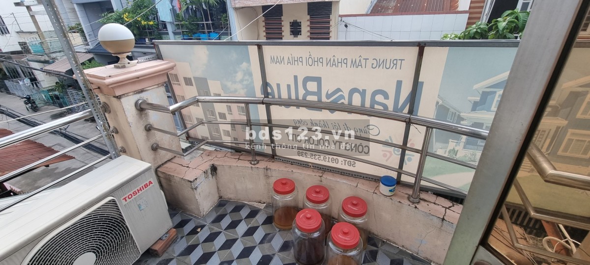 Nhà Phạm Văn Chiêu diện tích sử dụng 61m², nhà đẹp ở ngay có sổ hồng riêng