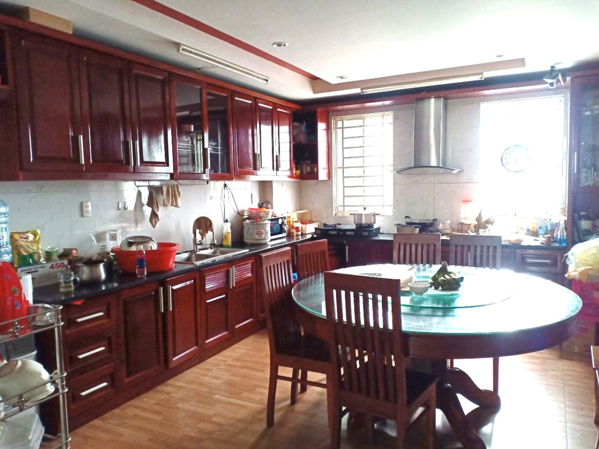 Nhà bán xe ô tô đậu trong nhà 5 tầng Chánh Hưng phường 4 Quận 8 giá 9tỷ5