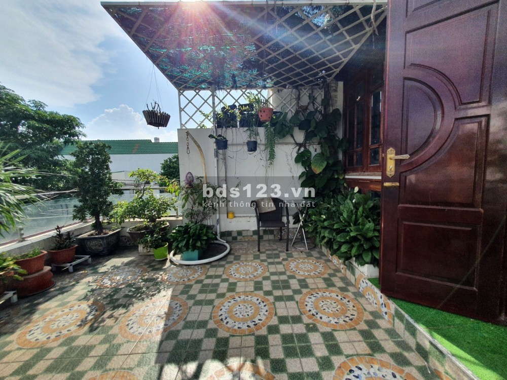 Cần bán gấp nhà đường số 7, linh trung,biệt thự, nhà đẹp giá yêu thương.