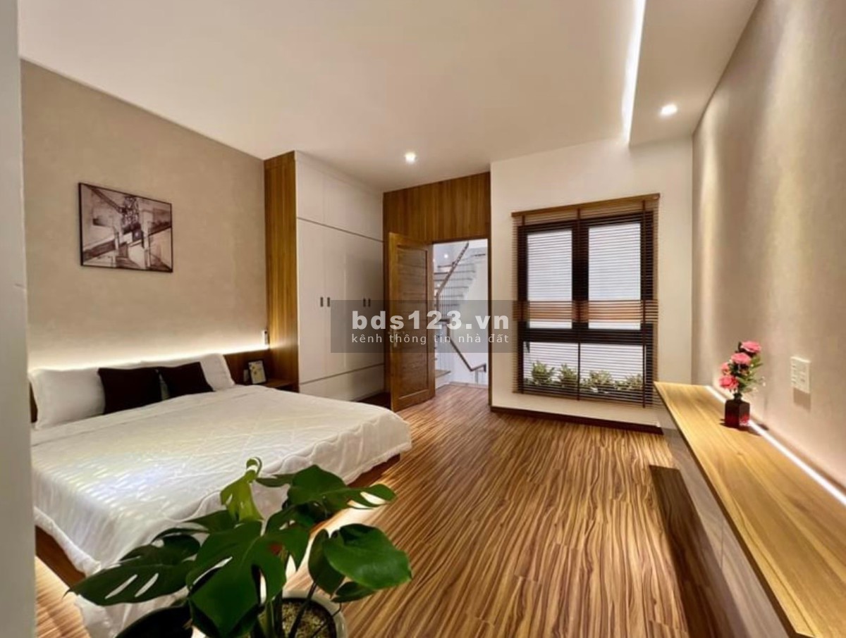 Bán nhà phố có thang máy đường Quang Trung phường 10 Gò Vấp giá thương lượng