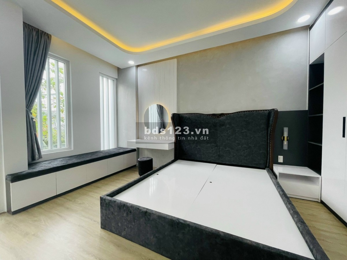 Bán siêu phẩm nhà phố giá bán 12tỷ900 triệu đường số 28 phường 6 Quận Gò Vấp