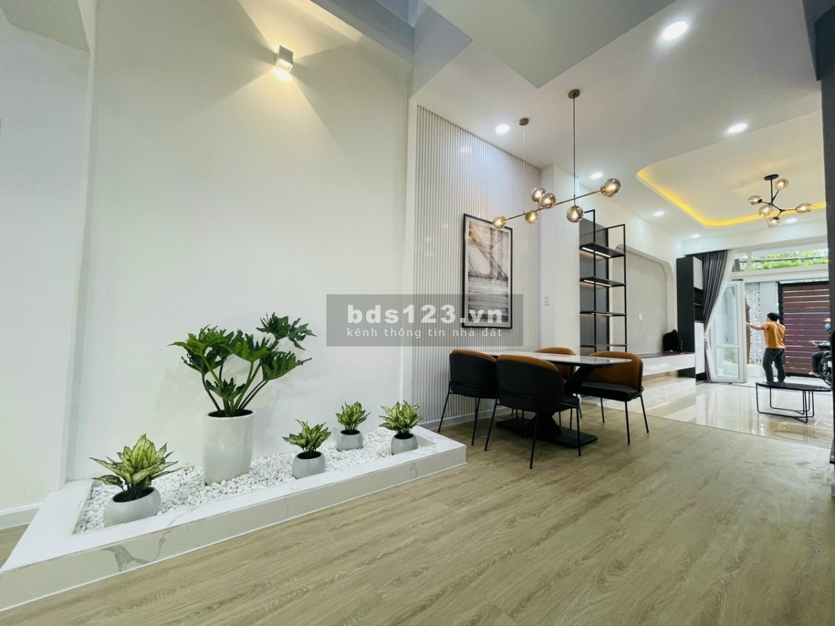 Bán siêu phẩm nhà phố giá bán 12tỷ900 triệu đường số 28 phường 6 Quận Gò Vấp