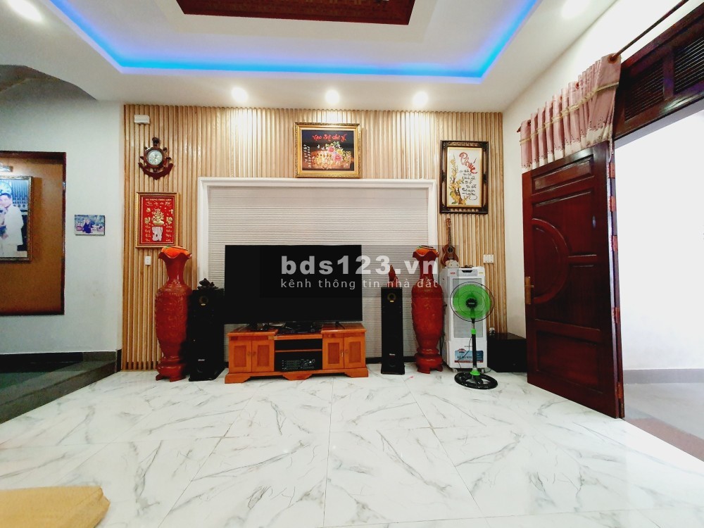 Cần bán gấp nhà đường số 7, linh trung,biệt thự, nhà đẹp giá yêu thương.