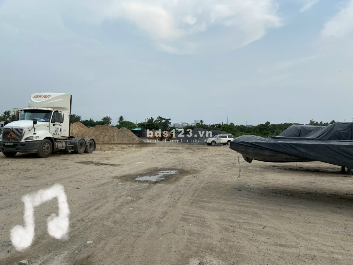 Cho thuê đất diện tích 5100m2 Lý Tế Xuyên, phường Linh Đông, Quận Thủ Đức