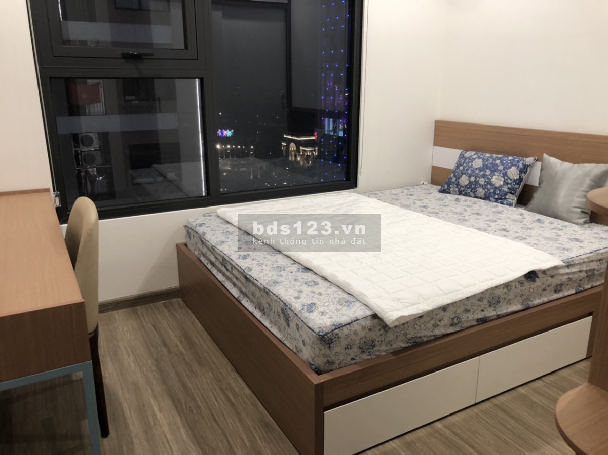 Cần bán căn hộ 3PN 2WC dt 80m2, giá 2.330 triệu chung cư Vinhomes Ocean Park