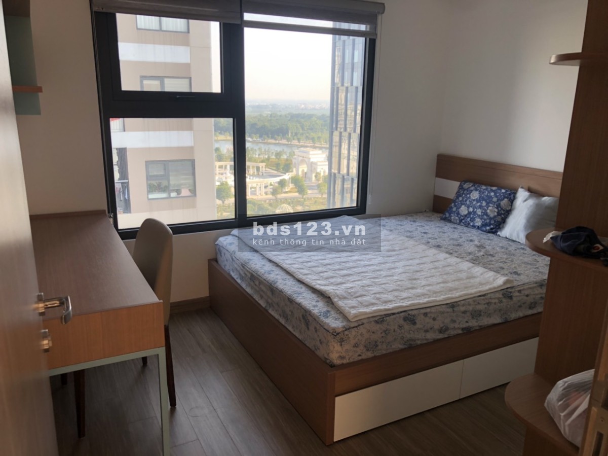 Cần bán căn hộ 3PN 2WC dt 80m2, giá 2.330 triệu chung cư Vinhomes Ocean Park