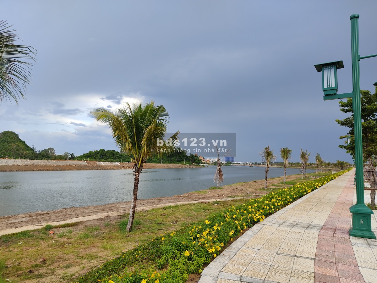 Hàng siêu đẹp! đất sổ đỏ ven sông, 2 mặt tiền, liền kề khối thương mại, lh ngay