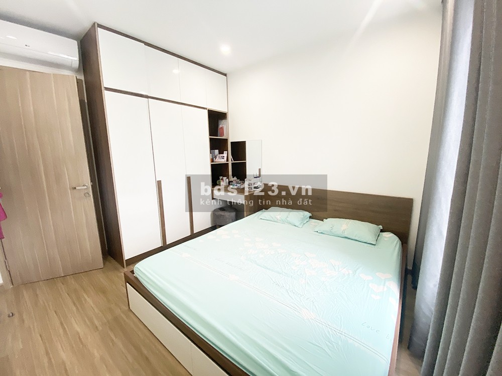 Kẹt tiền cần bán gấp căn hộ Vinhome Quận 9 - Tặng nội thất như hình hỗ trợ vay ngân hàng